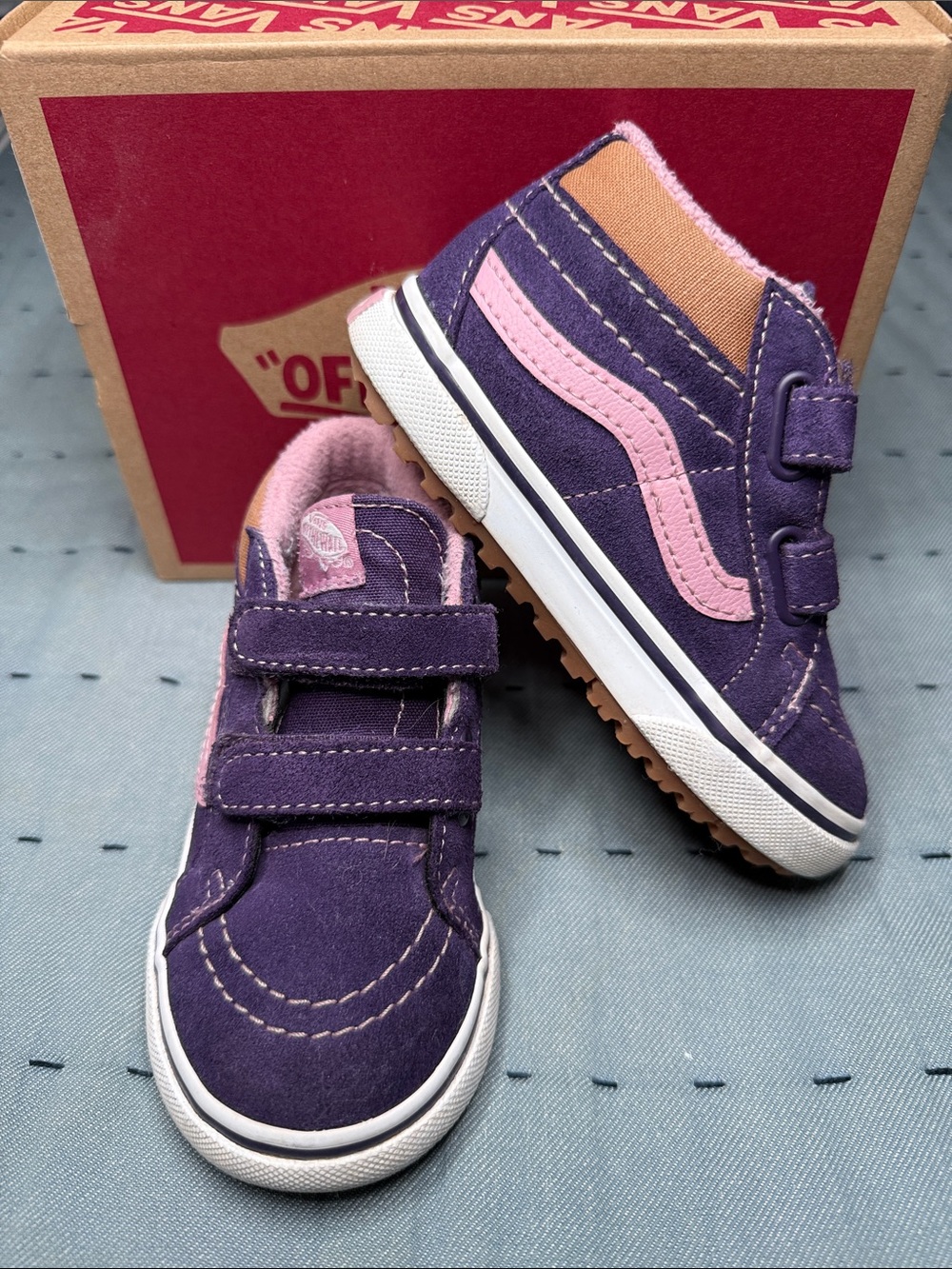 Vans Kids Mte Sk8-Mid Reissue V Purple Suede Sneakers with Pink Stripe